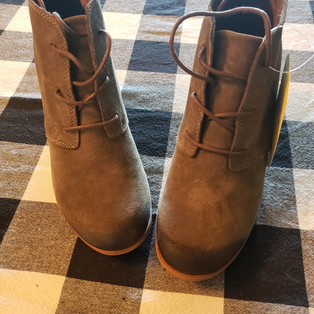 Toms Lunata Lace up Booties